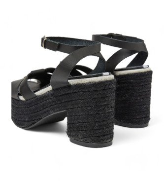 Pepe Jeans Taffy Day leather sandals black