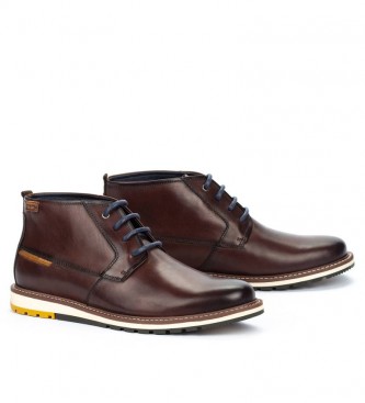 Pikolinos Bern M8J elm leather boots