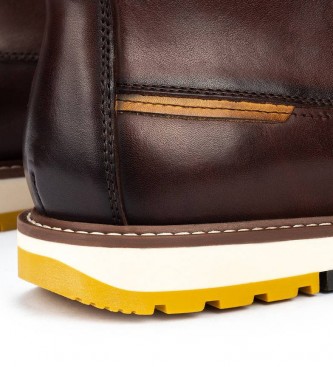 Pikolinos Bern M8J elm leather boots
