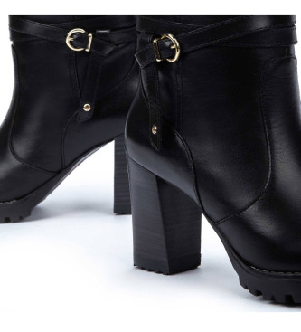 Pikolinos Connelly Leather Boots black