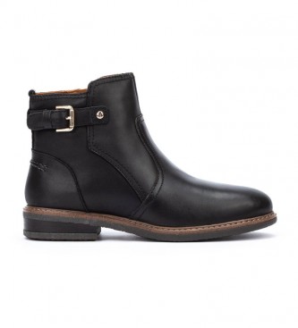 Pikolinos Aldaya black leather ankle boots