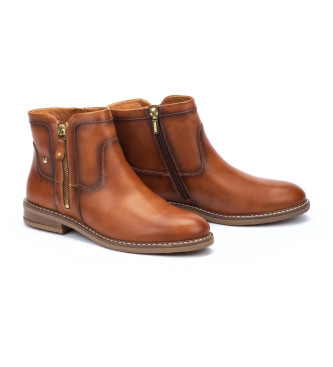 Pikolinos Aldaya brown leather ankle boots