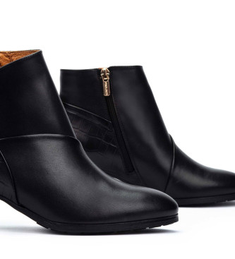 Pikolinos Calafat Leren Enkellaarsjes zwart