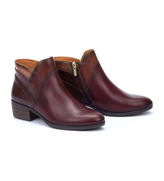 Pikolinos Daroca burgundy leather ankle boots