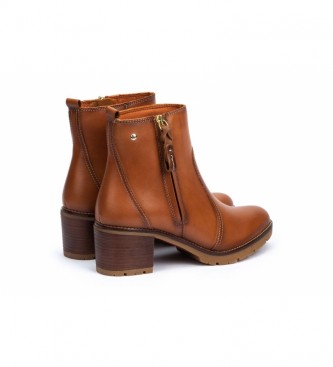 Pikolinos Llanes brandy leather ankle boots -Heel height: 6cm