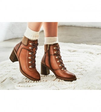 Pikolinos Pompeya camel leather ankle boots -Heel height: 8.5 cm