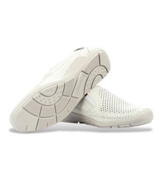 Pikolinos Skórzane mokasyny Azores w kolorze złamanej bieli