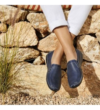 Pikolinos Jerez navy leather loafers