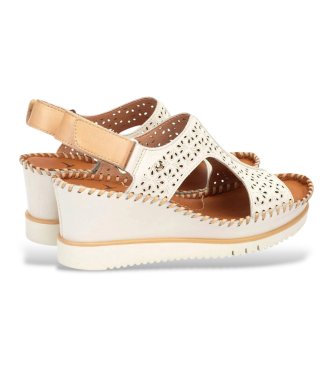 Pikolinos Aguadulce off white-sandaler i læder