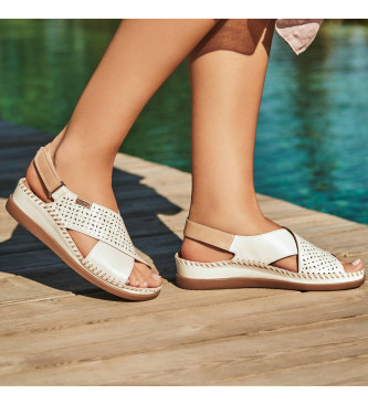 Pikolinos Off-white Leder Sandalen Cadaques