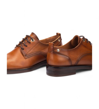 Pikolinos Chaussures en cuir marron Puertollano