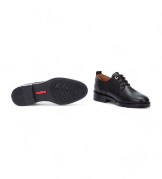 Pikolinos Leather shoes Puertollano black