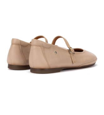 Pikolinos Carmona Ballerina-Pumps aus beigem Leder