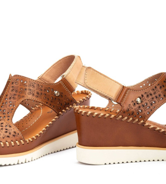 Pikolinos Braune Aguadulce Ledersandalen