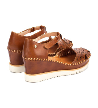 Pikolinos Braune Aguadulce Ledersandalen