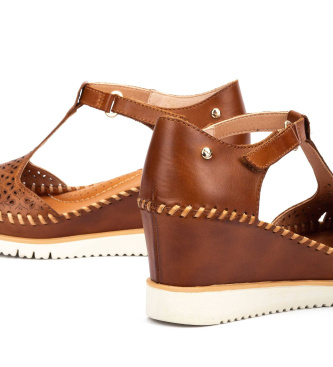 Pikolinos Braune Aguadulce Ledersandalen