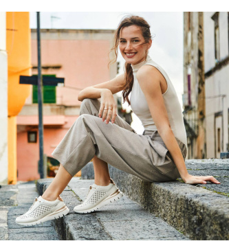 Pikolinos Cantabria off-white leather trainers