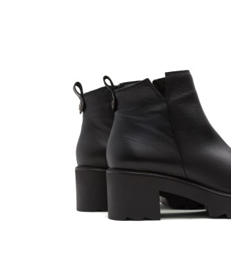 Porronet Mila Zippered Leather Ankle Boots Black