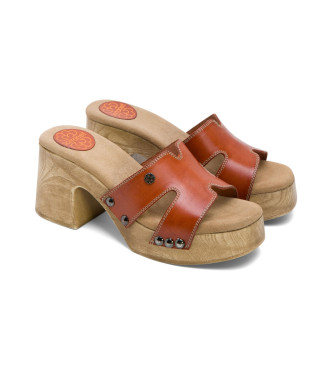porronet Rjavi usnjeni sandali Meryl -Višina pete 8 cm