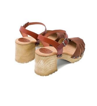 porronet Skórzane sandały Sara na średnim obcasie - Wysokość obcasa: 7 cm