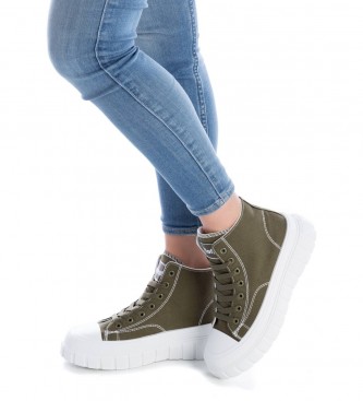 Refresh 170090 green buttoned sneakers