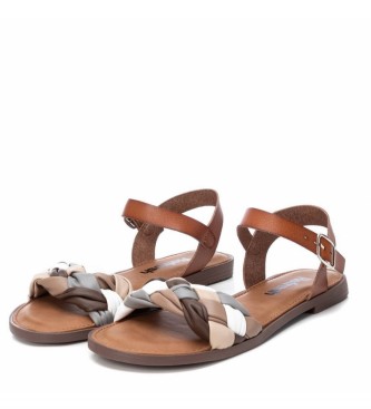 Refresh Brown, beige block sandals