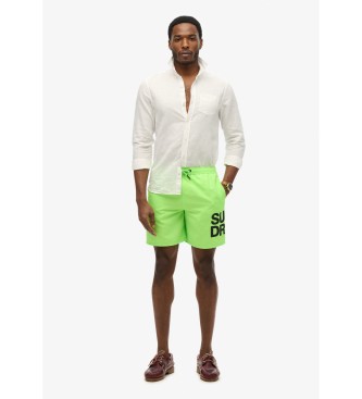 Superdry 43,2 cm plavalni kostum z zelenim logotipom Sportswear
