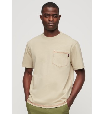 Superdry T-shirt z kontrastowymi szwami i beżową kieszenią