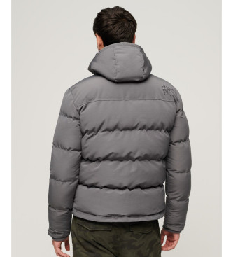 Superdry Everest siva oblazinjena jakna s kapuco in kapuco