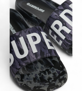 Superdry Badtofflor med kamouflagemnster Core grey