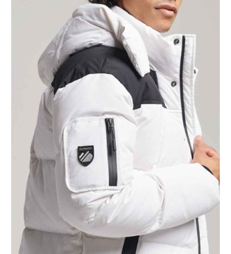 Superdry Square cut quilted jacket with hood white