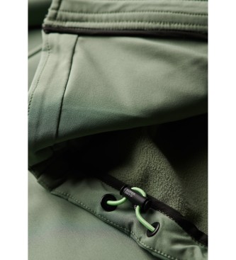 Superdry Casaco com capuz em tecido softshell verde Trekker