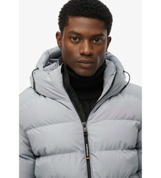 Superdry Sport-Pufferjacke mit Kapuze grau