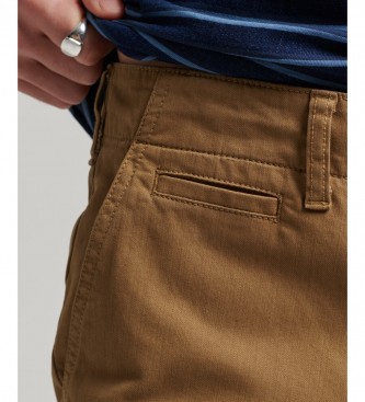 Superdry Kratke hlače Chino Vintage Officer rjave barve