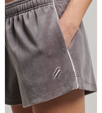 Superdry Žametne kratke hlače s sivim logotipom S