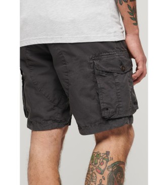 Superdry Letvgts faldskrmsshorts, sort