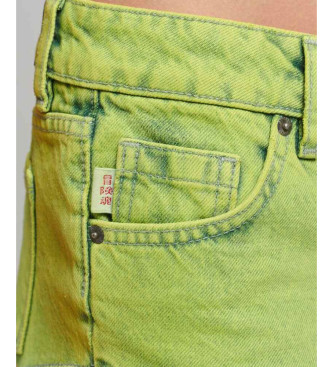 Superdry Kratke hlače z vročo zeleno barvo s spranim učinkom