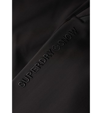 Superdry Prilegajoče se softshell smučarske hlače črne