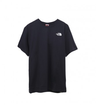 scarpe nere maglietta blu