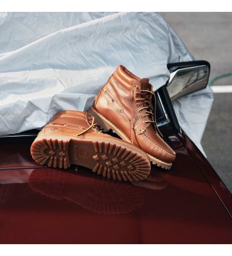 Timberland Mid-calf boots Authentic brown