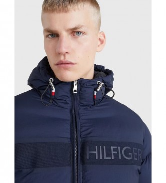 Tommy Hilfiger Quiltet frakke med htte og navy logo
