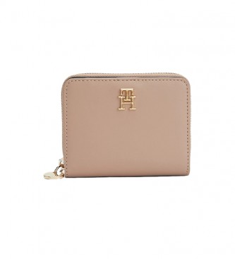Tommy Hilfiger Medium pink chic zippered wallet