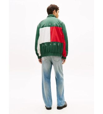 Tommy Jeans Casaco repelente de �gua com log�tipo verde nas costas