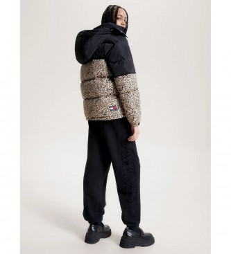 Tommy Jeans Alaska quilted jacket with beige patch