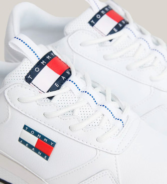 Tommy Jeans Usnjeni tekaški copati z vezalkami esencialne bele barve