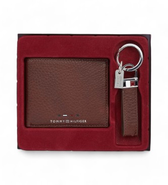 Tommy Hilfiger Gift set with brown leather key ring and card holder