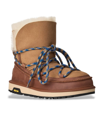 UGG Usnjeni škornji Classic Tread Boot rjavi