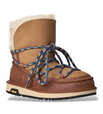 UGG Usnjeni škornji Classic Tread Boot rjavi