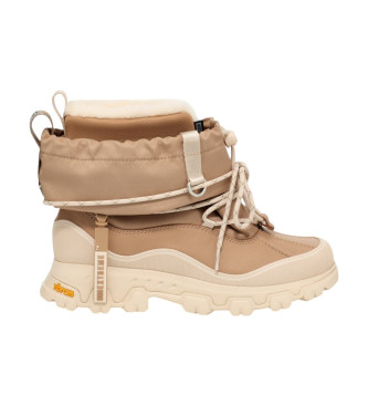 UGG Botas MetroPeak beige