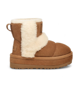 UGG Botas de couro clssicas Cloudpeak em castanho